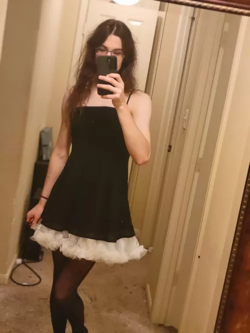 omg I love this dress so much and when I spinning ughhh