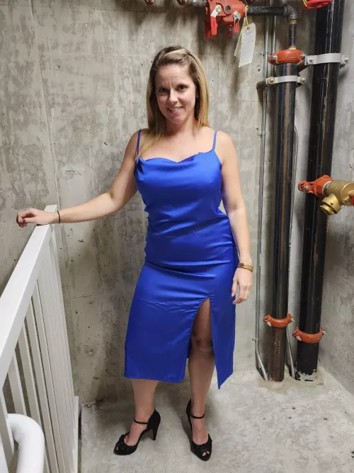 showing off in this classy dress [f]