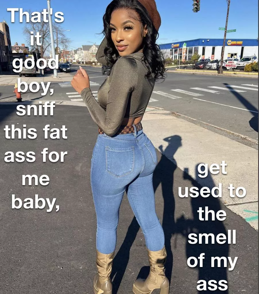 sniff her black ass