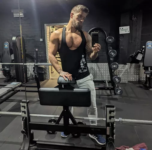 Still working off that Christmas Dinner [m]