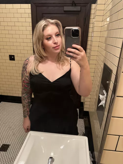 Wearing this to date night 🖤