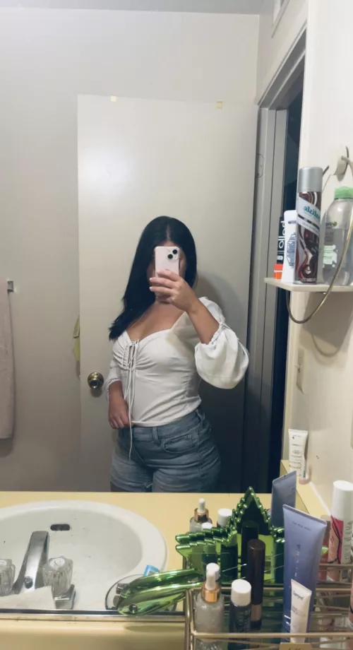 When your boobs are so small you never need a bra lol