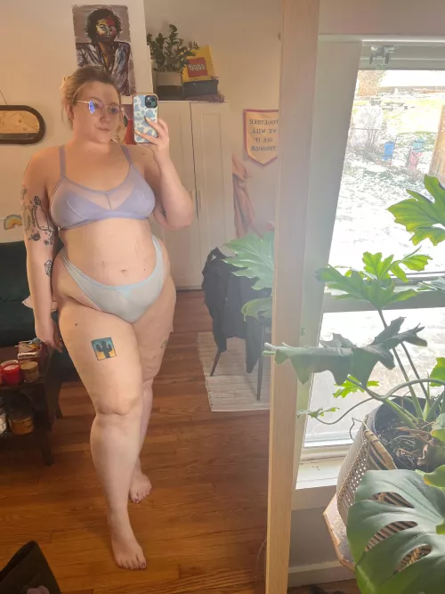 Working from home and letting it all hang out 🥴