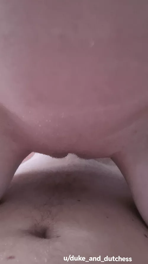 would you like to get your cock between my lips?😋