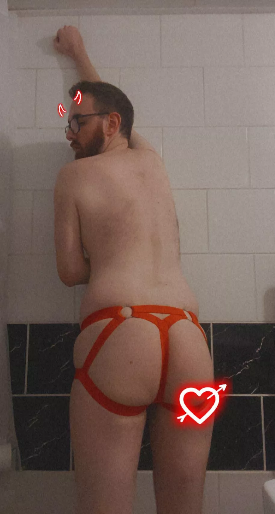 Would you take a turn fucking my submissive ass?😈