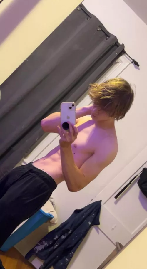 18 top looking for fems and sissy hmu brett20226905