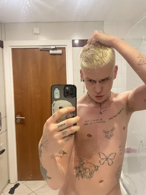 23 uk kinky twink selling content just tell me what you’d like to see and I’ll do itsnap- Depressiongurly