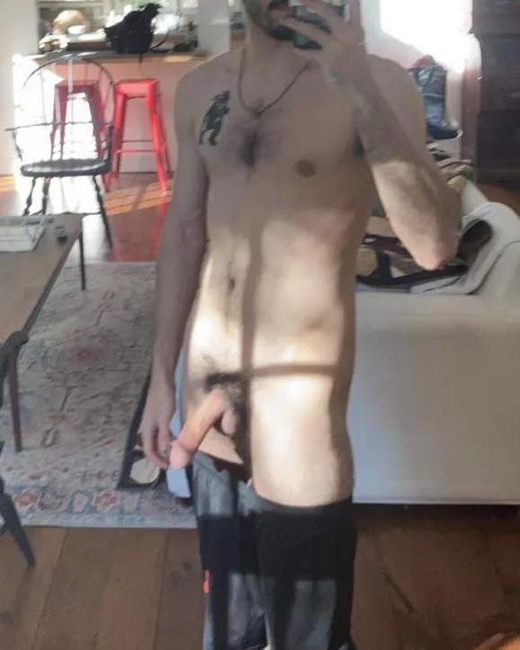 [25] looking forward to the weekend?