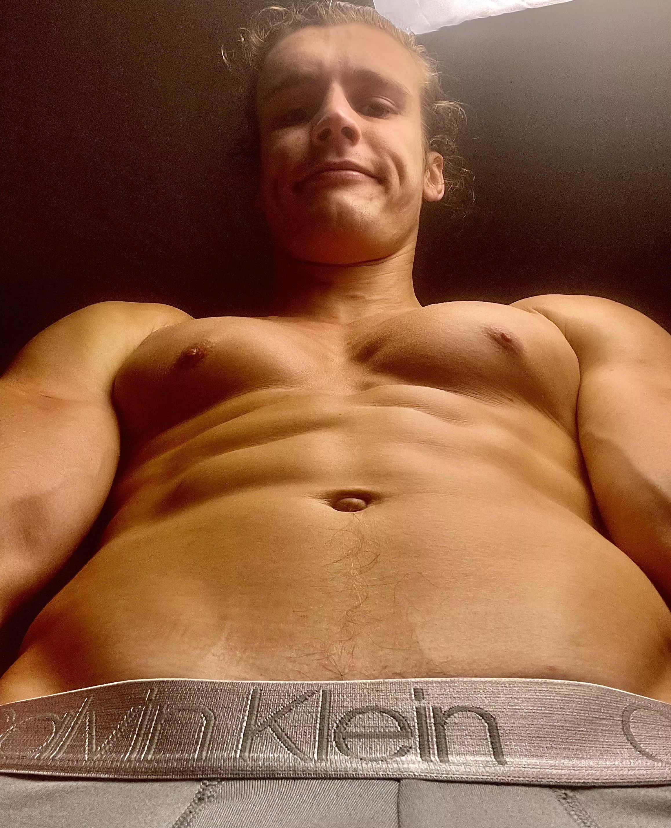 [27] bro boobies are the best