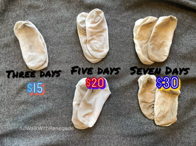 🍾 50% off Hamper Socks! 🍾 I have five pairs of various lengths of wear that have been ziploc-ed since wear. Send me a message to claim one! [selling][USA]