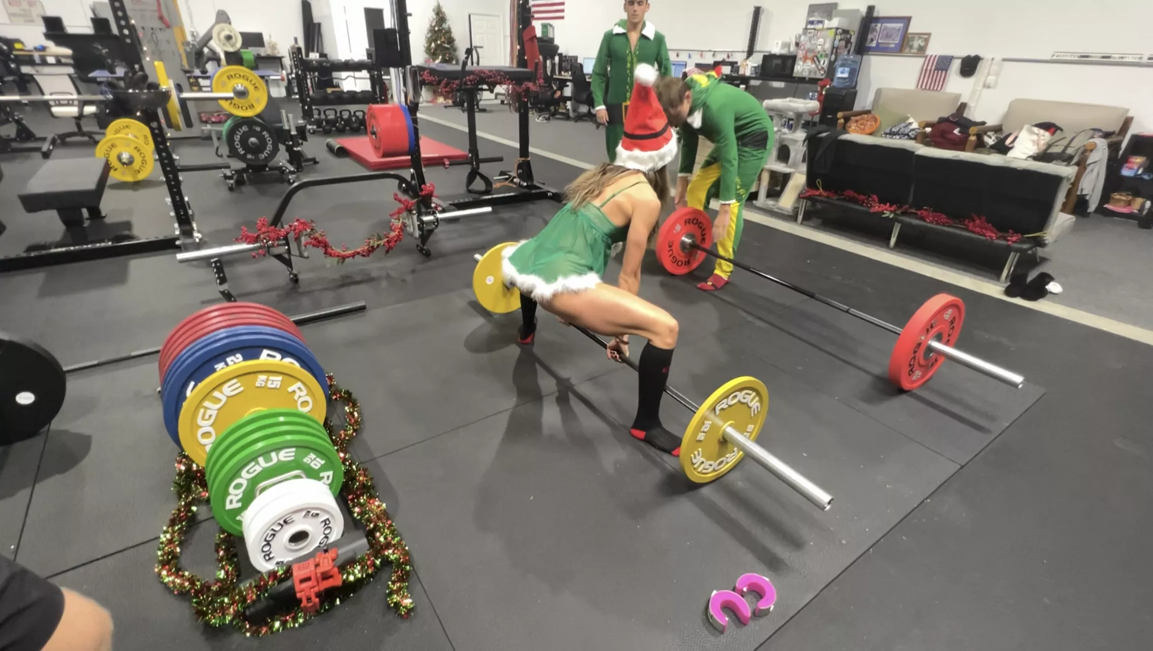 a little bit of Christmas spirit in the gym [F]