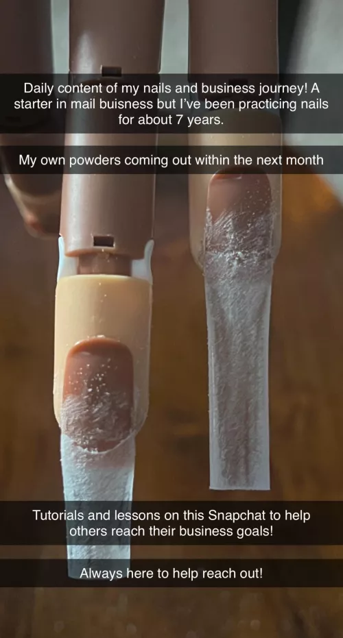 Add laninails on Snapchat