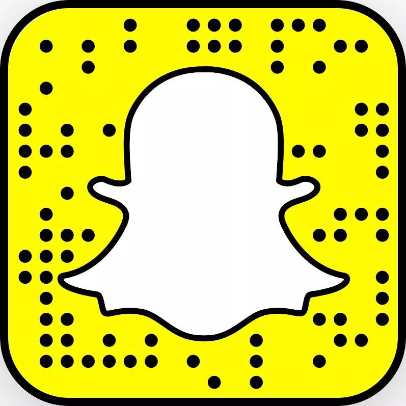 Add laninails on Snapchat