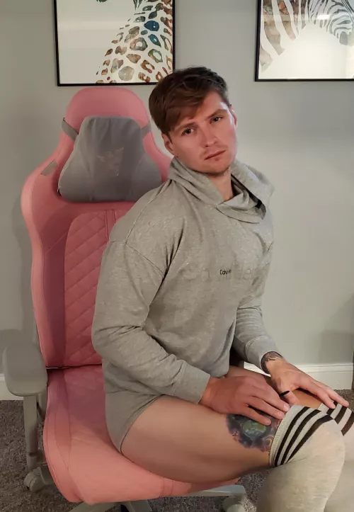 Am I fem enough for here?