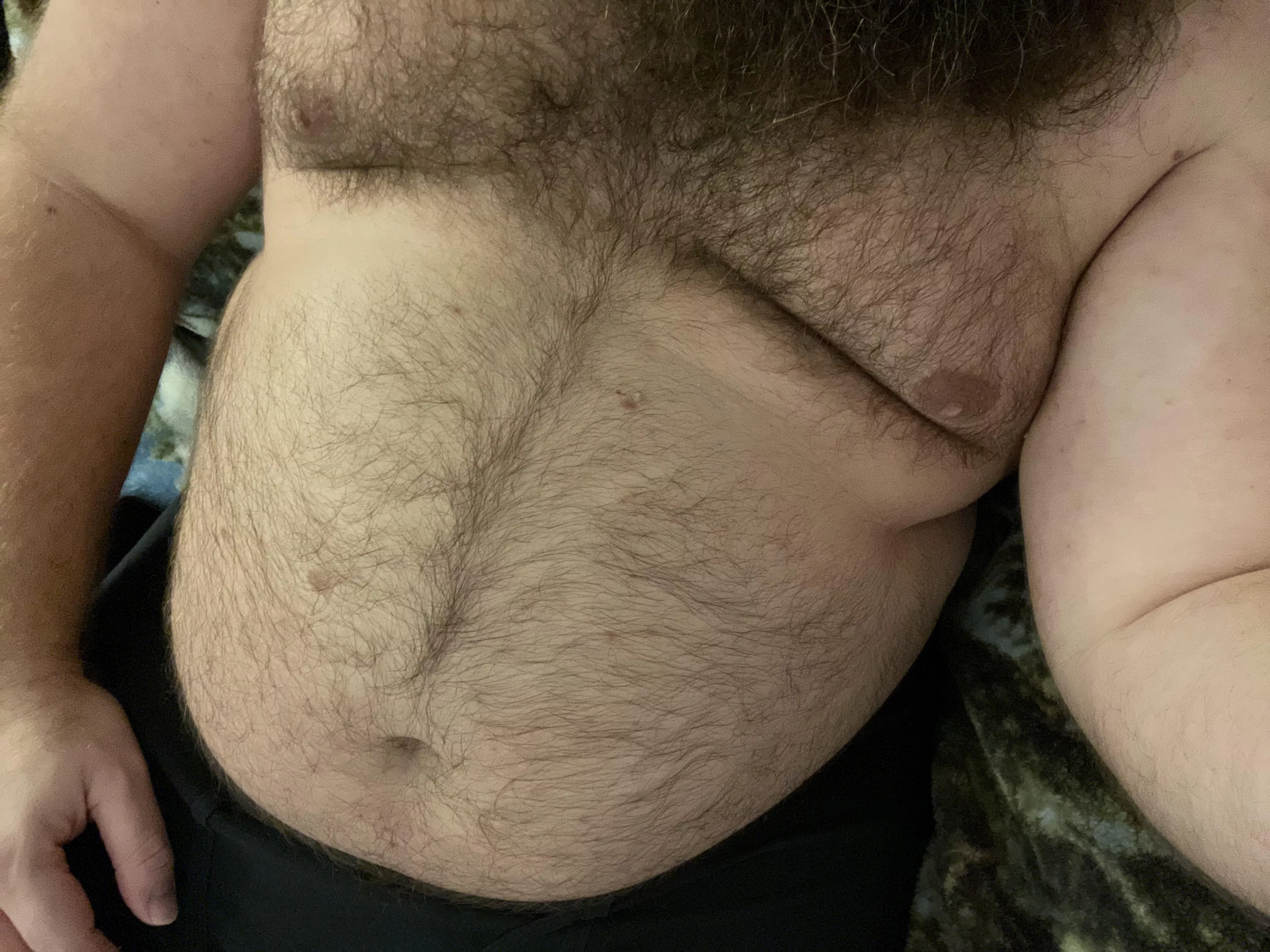 Big bear keeps growing 🥵