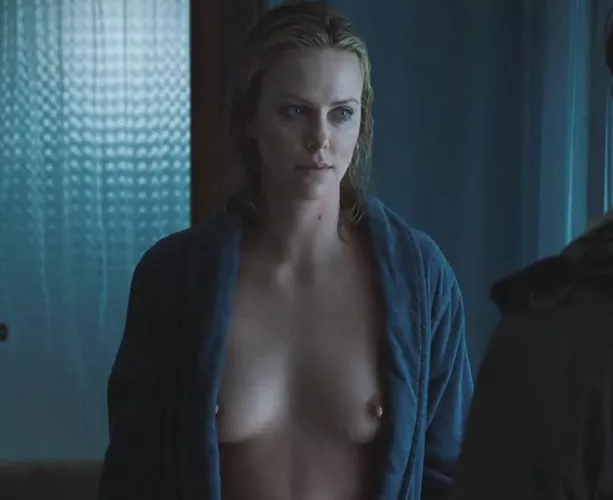 Charlize Theron - The Burning Plain (2008)