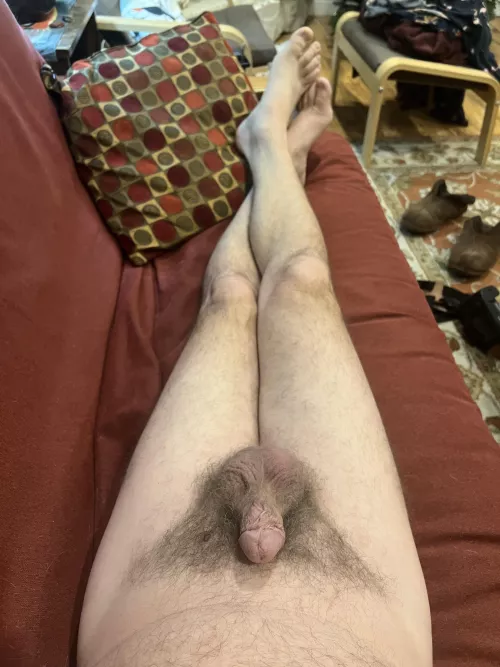 Chillin this morning, naked.