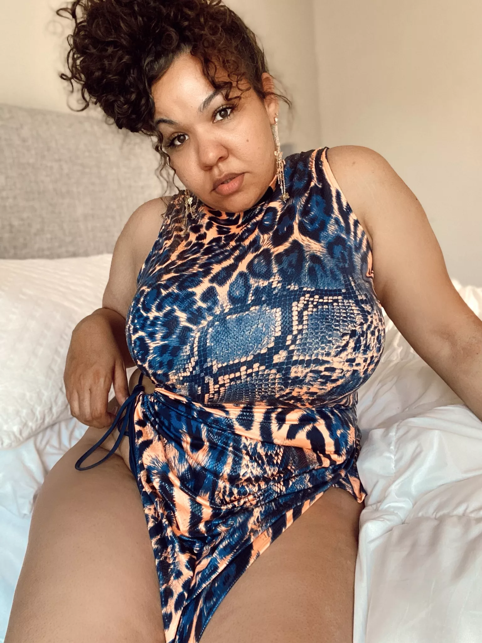 Do u like girls with real tits ?