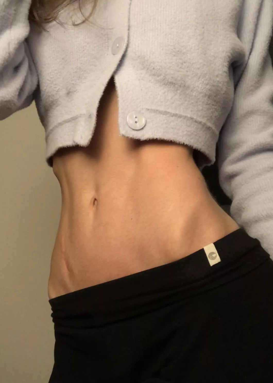 Do you like my hipbones? 🫶🏻