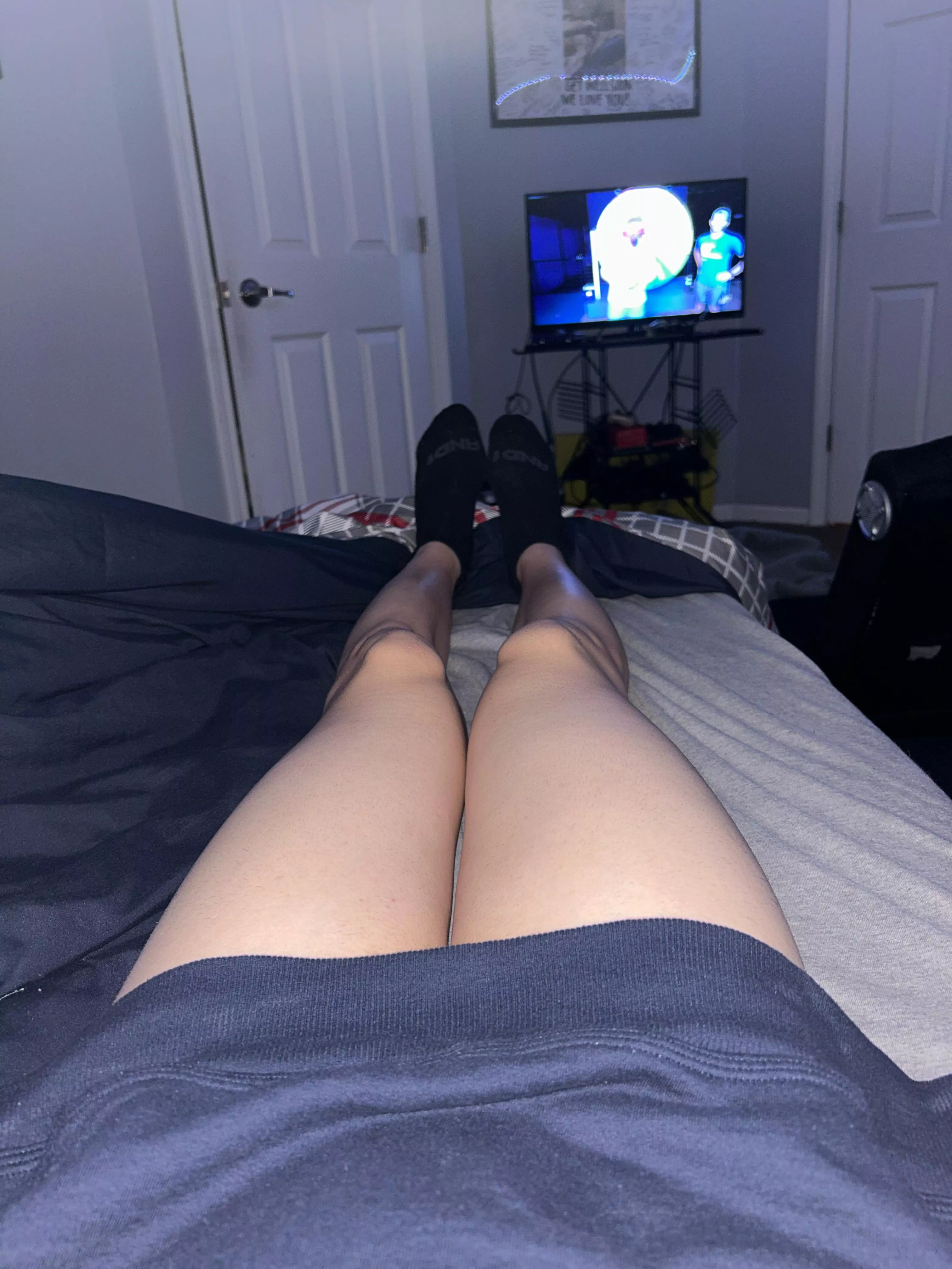 Do you wanna lay in my lap or do I sit in yours?