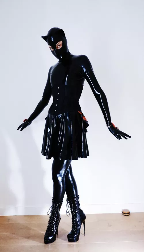 Finally caved in and got myself a corset made! How does it look?