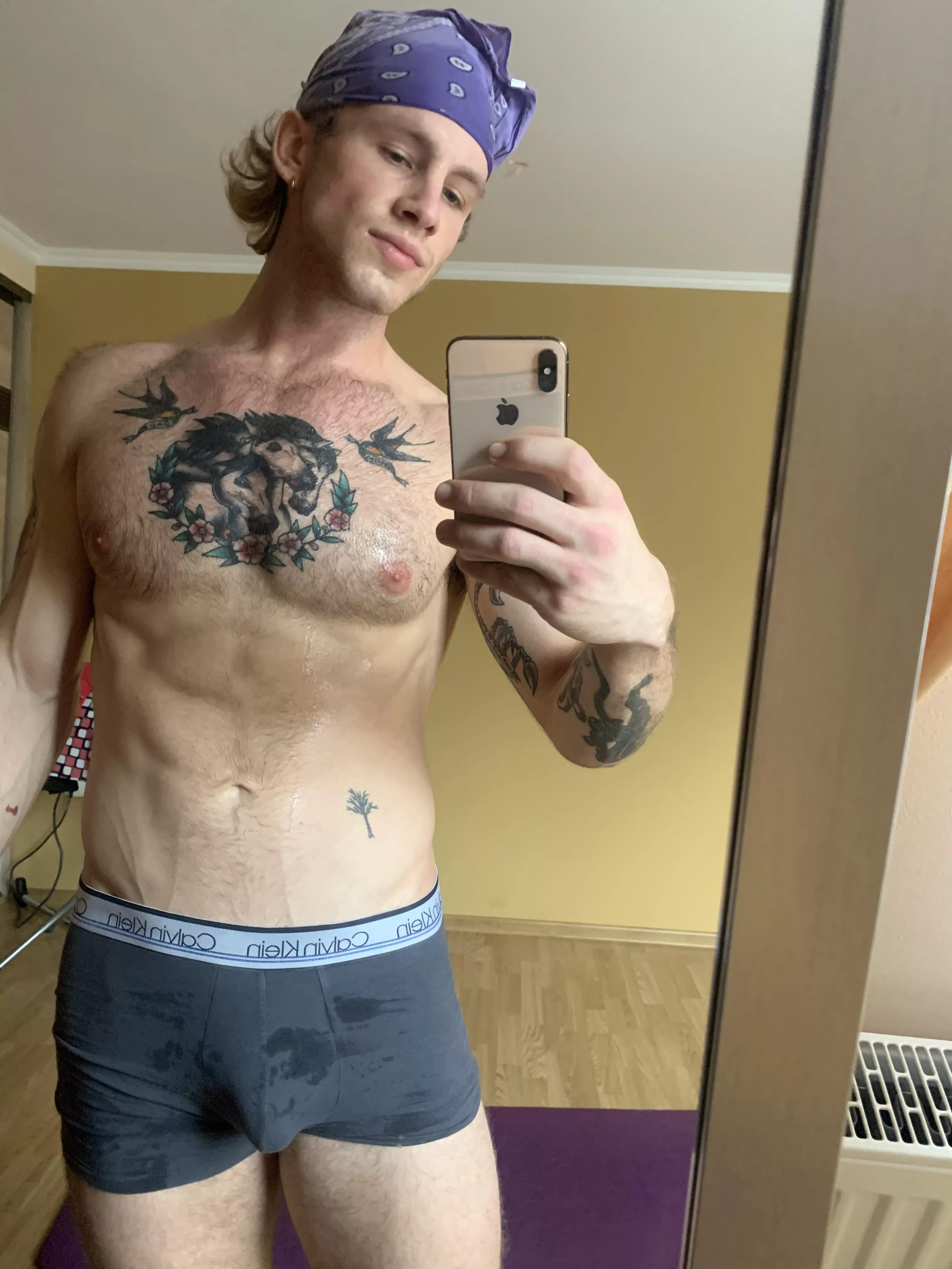 Gotta do smth on my stomach