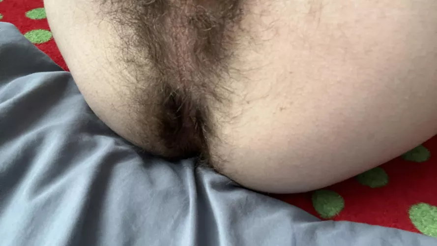 Hairy ass