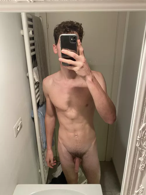 Hey, any (M)oms that wanna rate my body? 24
