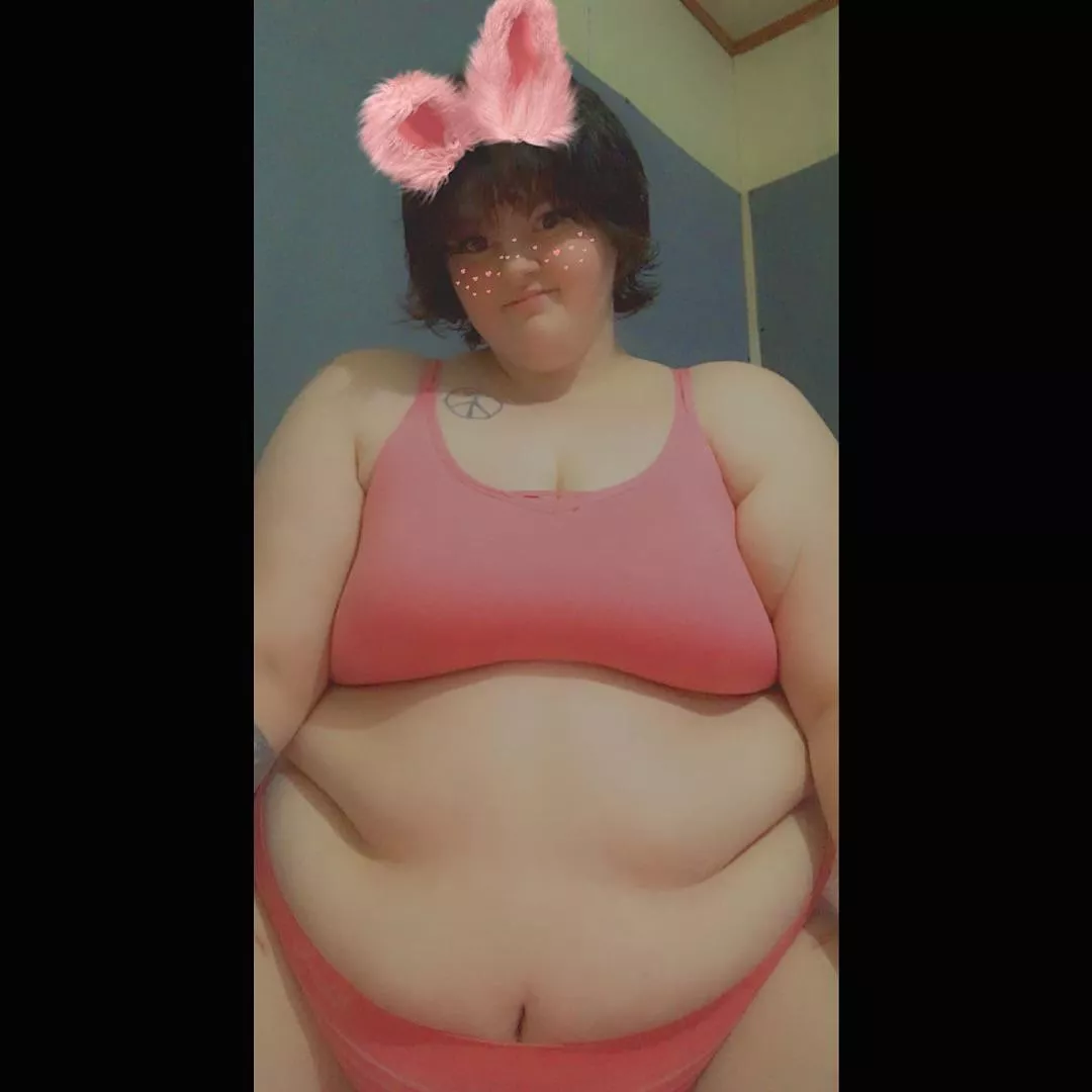 Hi 👉🏻👈🏻 🥺 Do you wanna play bunny’s with me? 🐰🌸💗🎀