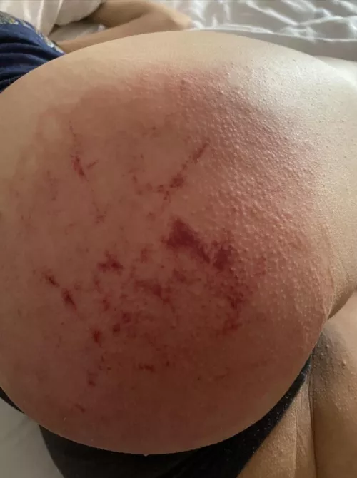 i like to be spanked..