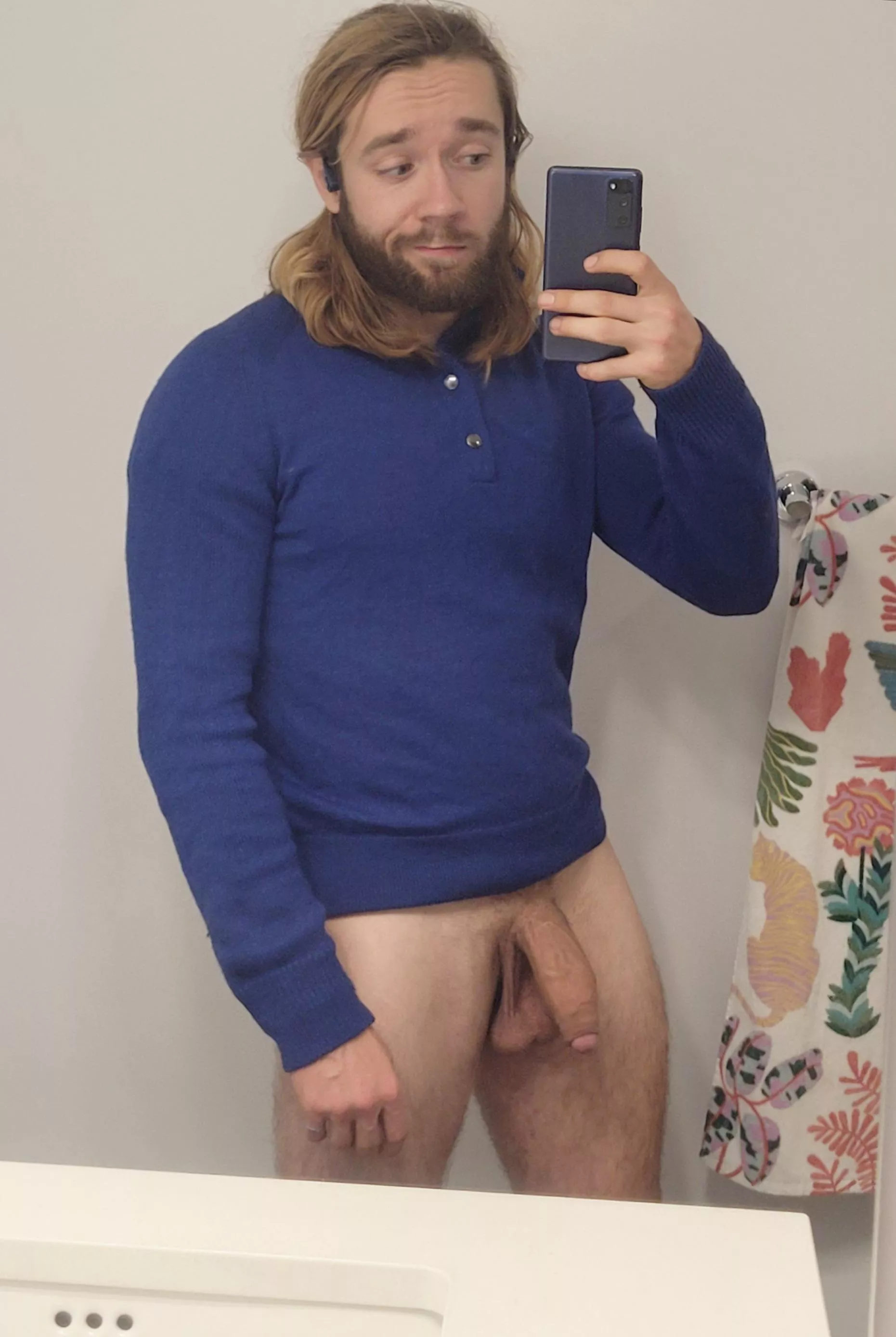 I may not be handy but at least I'm handsome 😆