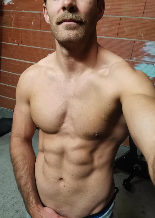I wish I could keep the post workout pump longer (m)
