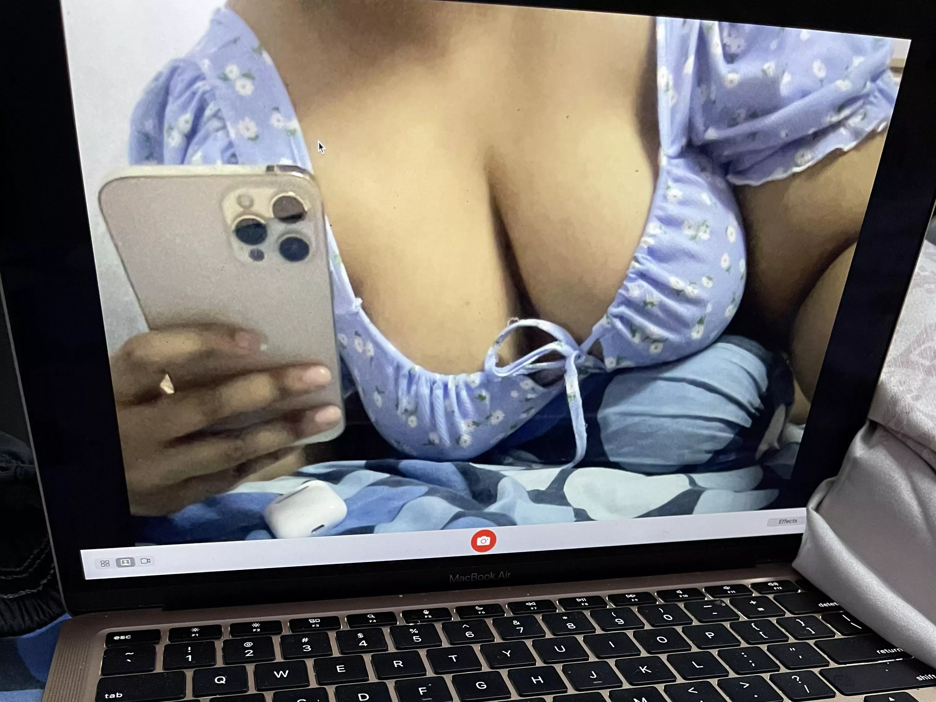 in this outfit, what would you do to me right now ;)