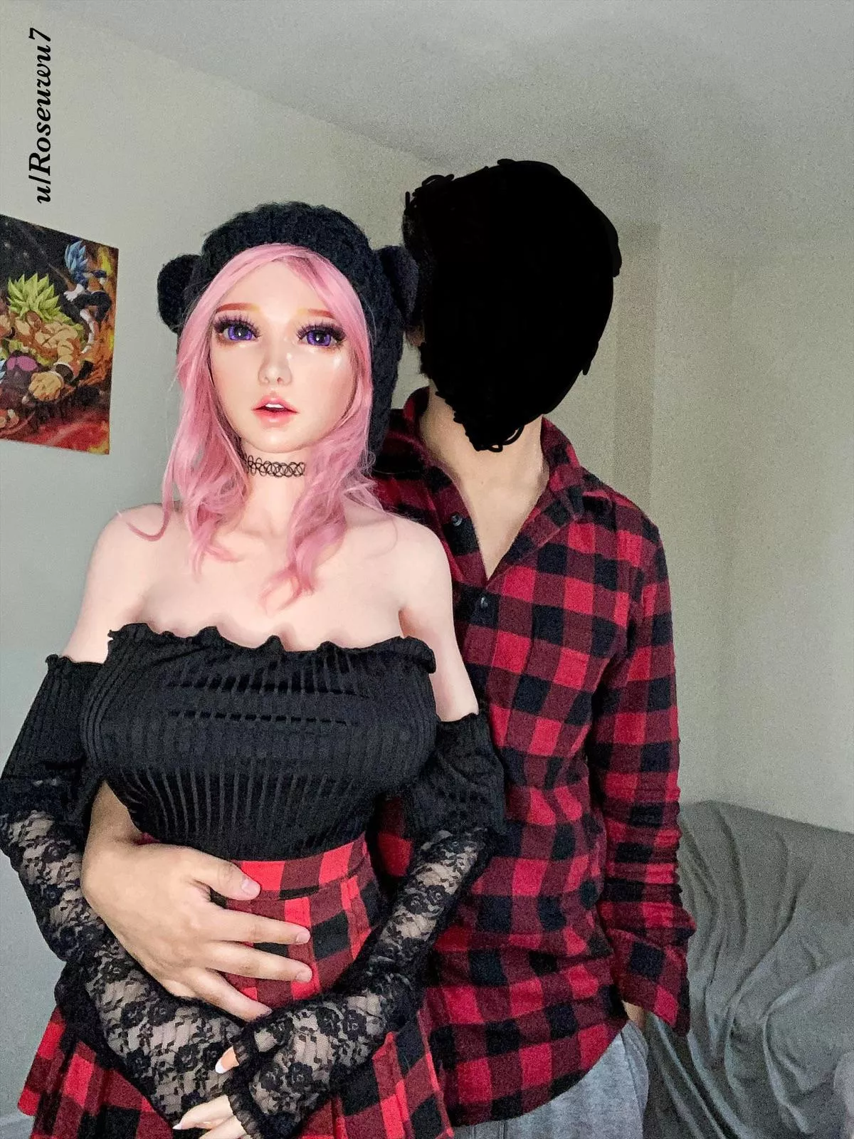 It’s our two year anniversary and our love is still going strong. 💕