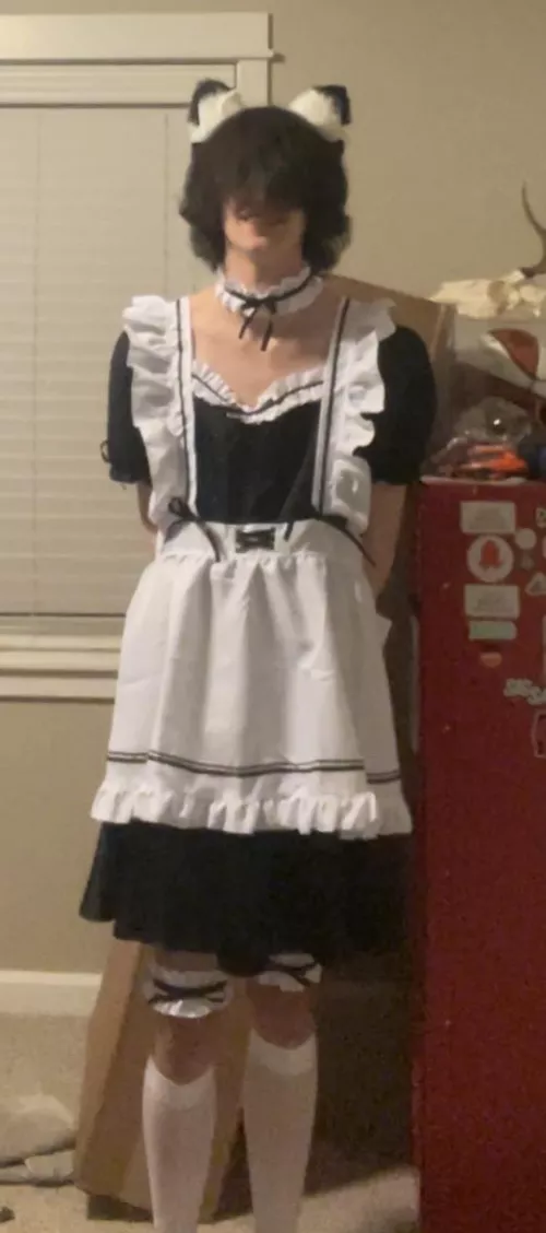 just got a maid outfit :)