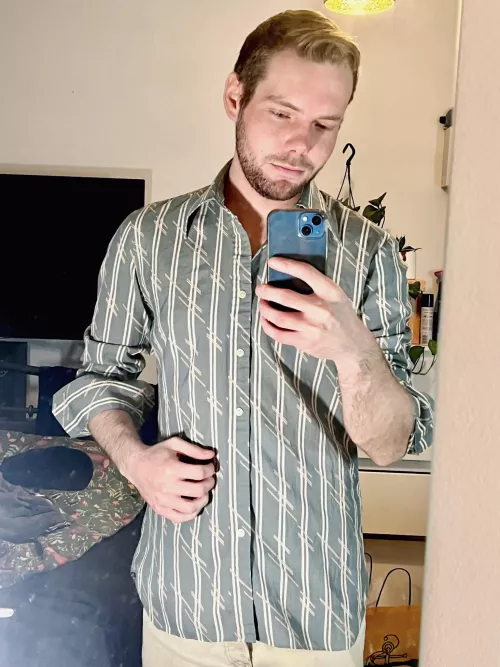 Just hit level 40 in the Witcher 3 on my Xbox :) Any cute gaymers in London? 😉