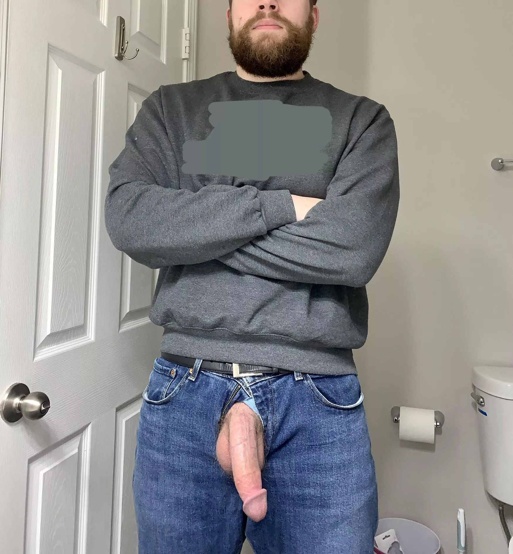 Just hoping some of y’all like bi dads. [35]