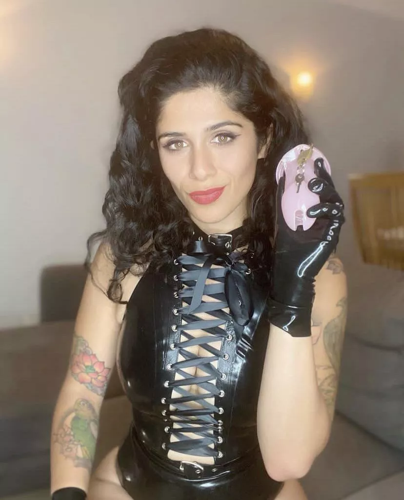 Let me cage you for a while