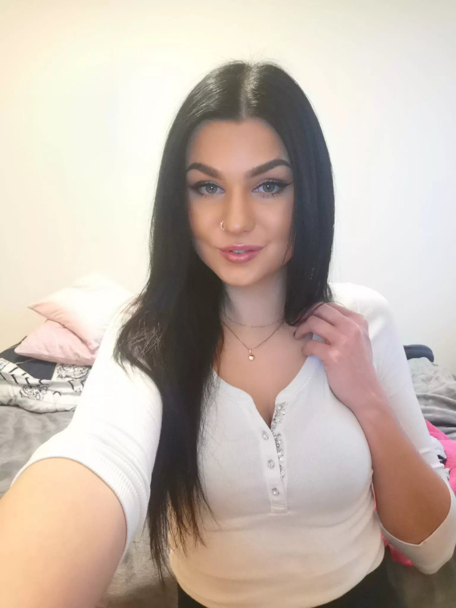 let's put my bigini..want see.?)