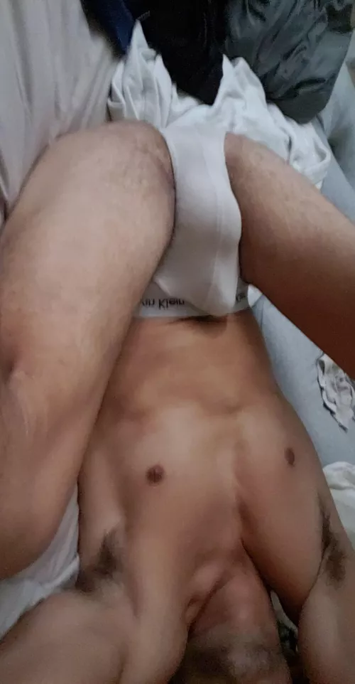 Love to wear these dirty undies.