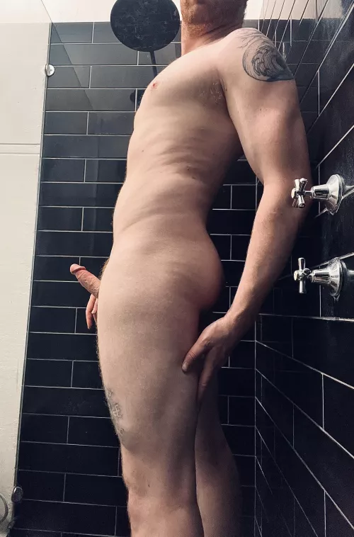 (M) Ever go to shower and get distracted taking nudes?