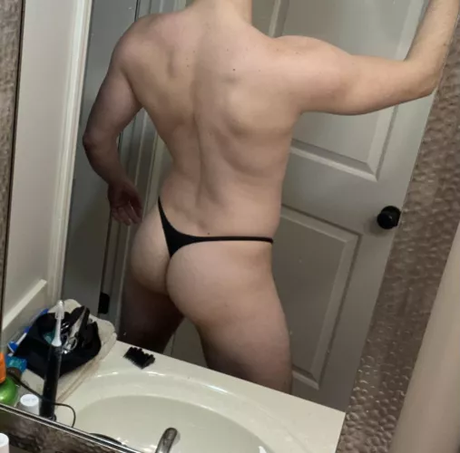 [m4m] 24 m US/Ga. anyone looking for a sub muscle bitch? Love hairy muscle alphas into domination and rough :)