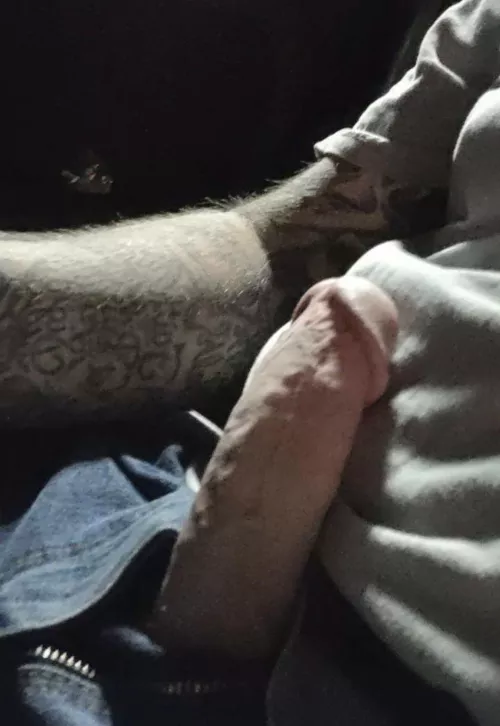 Marine veteran and recently out of prison. Just dropping in! 😈