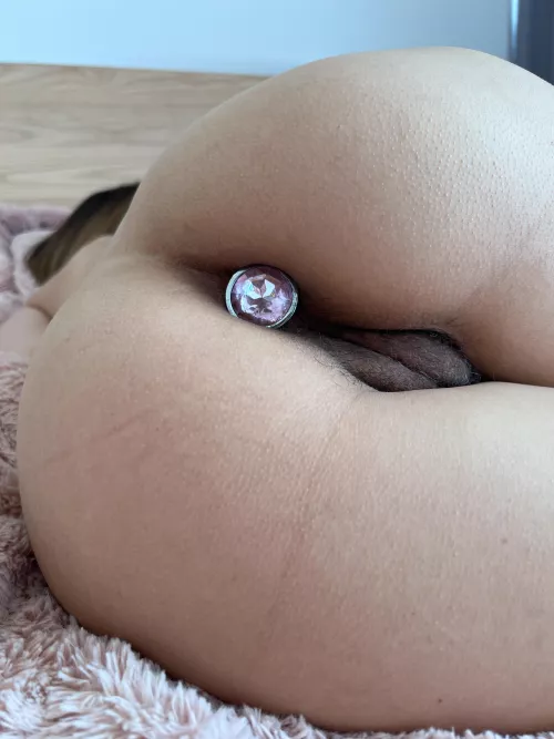 Open up my hairy lips…