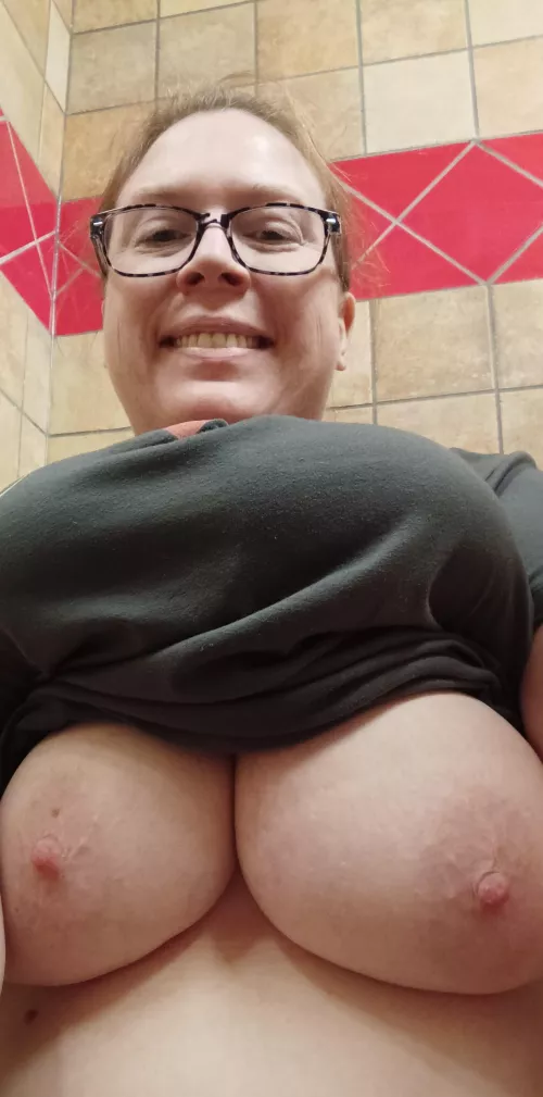 quick flash while at the mall