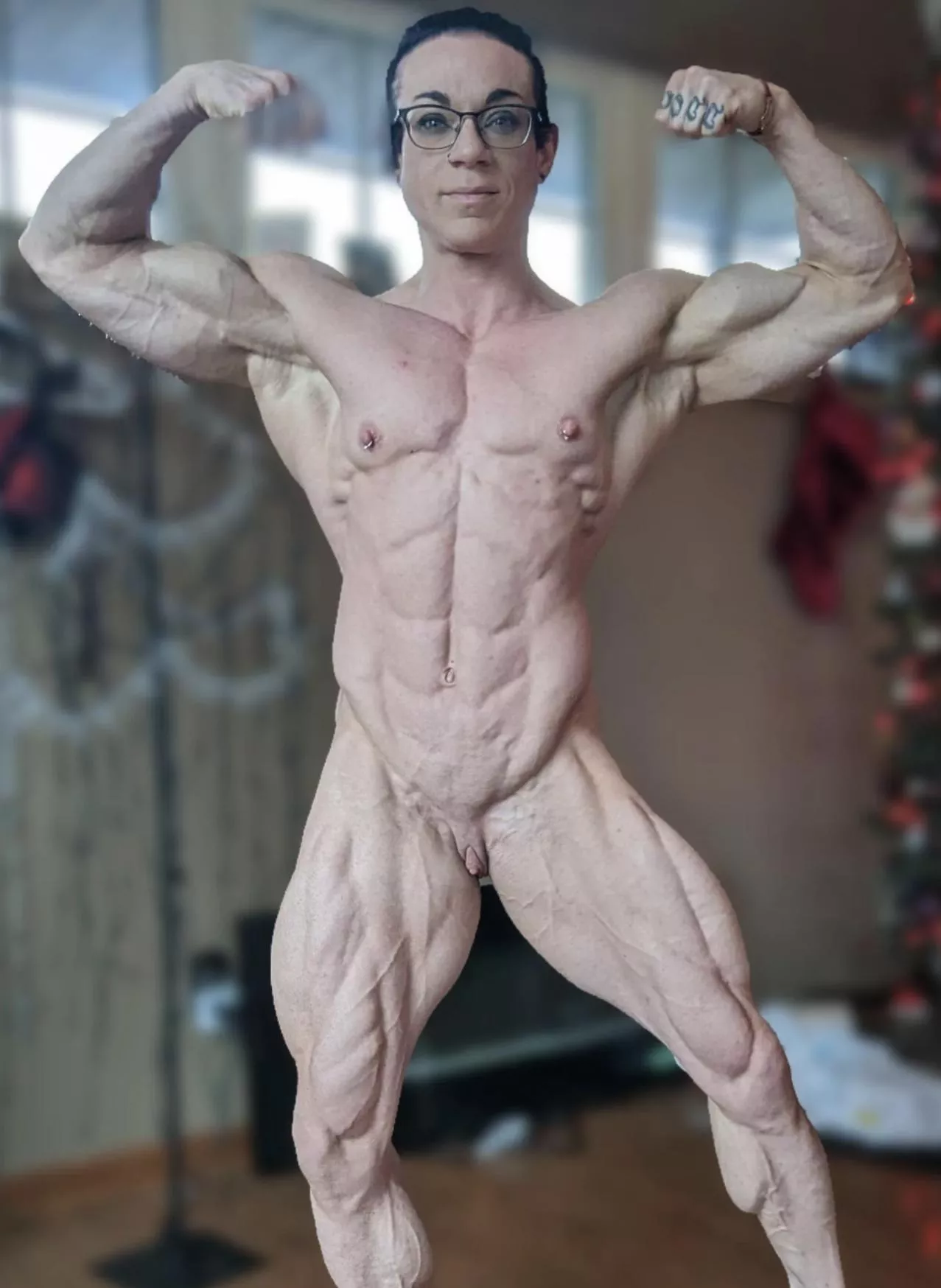 Ripped up muscle chick 💪🏻🦵🏻🛐