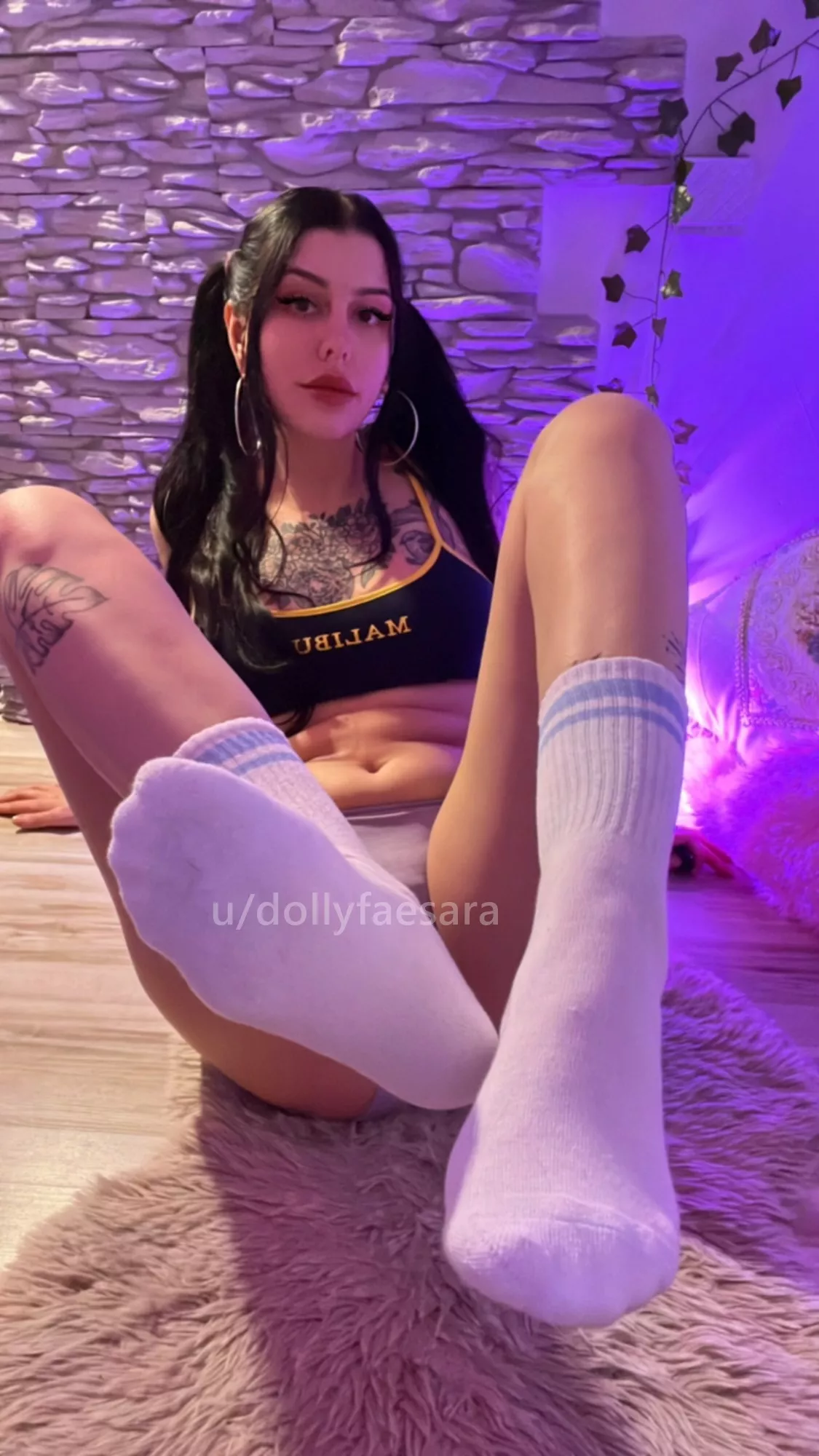 Sniff my socks and suck on my toes for me