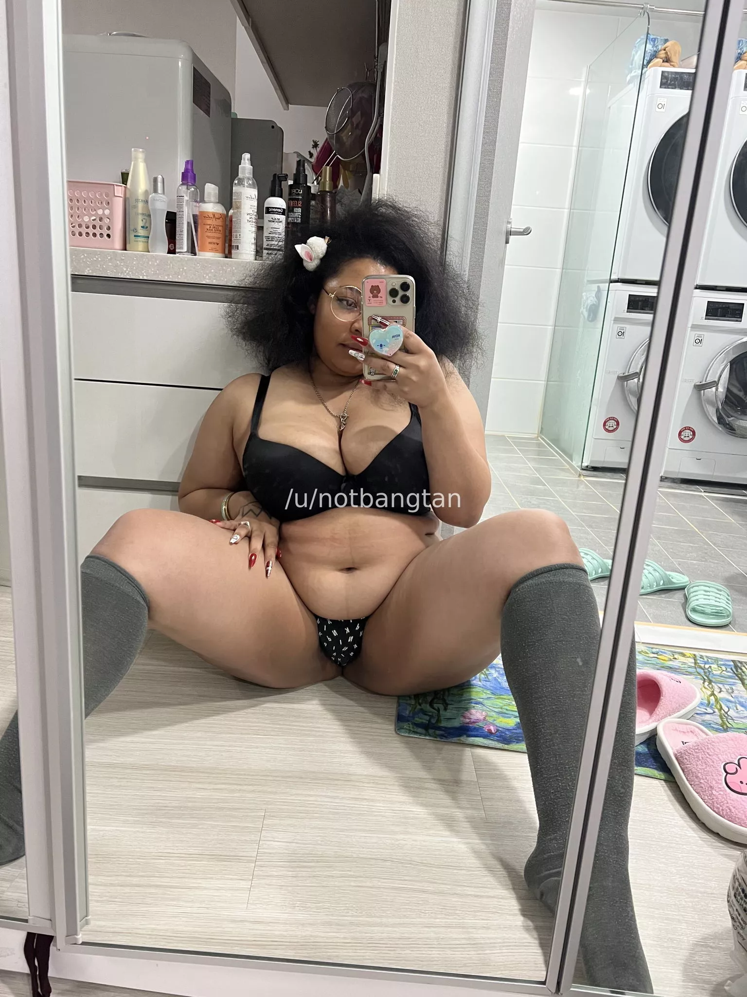 spread wide open for you~