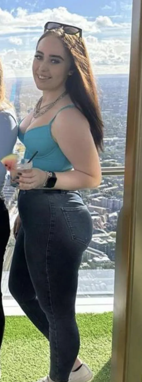 Teen chav with big batty