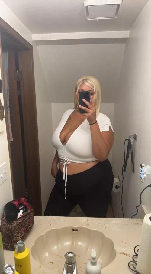 Voluptuous Pleasure 💙😜